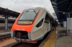 Новый поезд за 177 млн грн вышел на маршрут Kyiv Boryspil Express (фото)