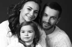 Илона Гвоздева поделилась результатами семейной фотосессии