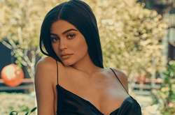 Кайли Дженнер получила на Рождество пять подарков стоимостью в несколько миллионов долларов