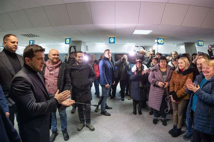 Зеленський прибув в аеропорт «Бориспіль» для зустрічі звільнених полонених