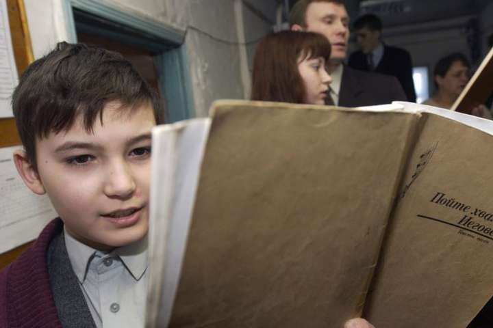 У Росії затримали нову групу «свідків Єгови»