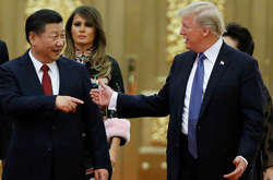 Трамп назвав дату першого кроку для припинення торгової війни між США та Китаєм