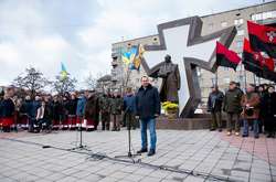 Мер Івано-Франківська планує встановити пам’ятник Бандері, неподалік кордону з Росією