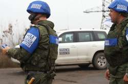 ОБСЄ зафіксувала у Золотому камери і антени, встановлені біля блокпоста бойовиків