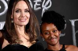  44-летняя Анджелина Джоли придумала необычный способ отпраздновать Новый год 
  