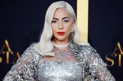  Личная жизнь певицы - вновь в центре новостей 
  