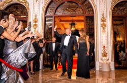 Мелания Трамп поражала всех образом на новогодней вечеринке