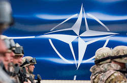 НАТО і Швеція призупиняють тренувальну місію в Іраку