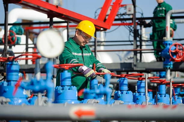 «Нафтогаз» відреагував на зупинку подачі російської нафти до Білорусі