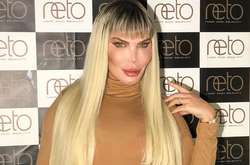 Родриго «живой Кен» Альвес начал переход в «Барби» (фото)