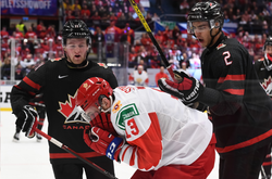 Канада відігралася з 1:3 у матчі з Росією і стала чемпіоном світу з хокею (відео)