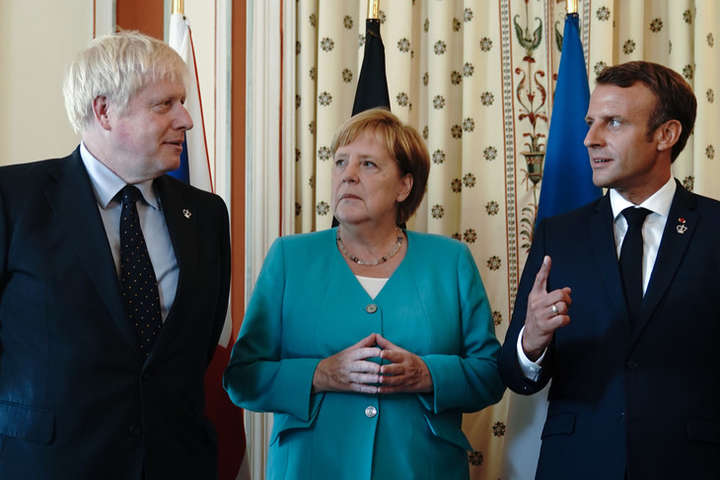 Меркель, Макрон і Джонсон закликали уникати конфлікту в Іраку