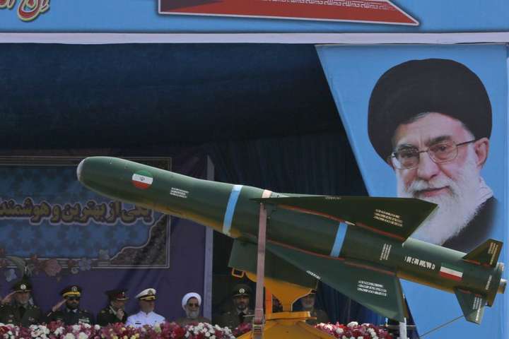 Іранські ракетні війська приведені у бойову готовність – Reuters