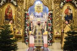 Предстоятель УПЦ Епіфаній звершив Божественну літургію в кафедральному Свято-Михайлівському Золотоверхому соборі Києва