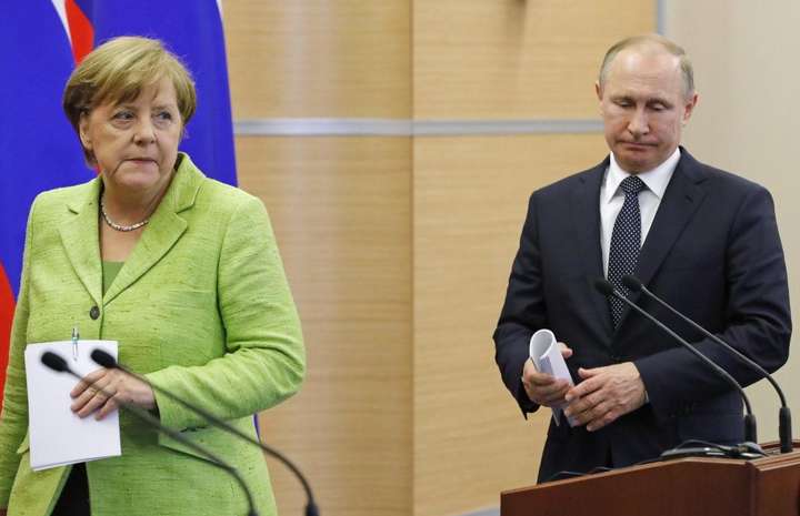 Меркель 11 січня в Москві зустрінеться з Путіним  