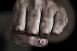 На Закарпатті чоловіка побили до смерті у власному дворі