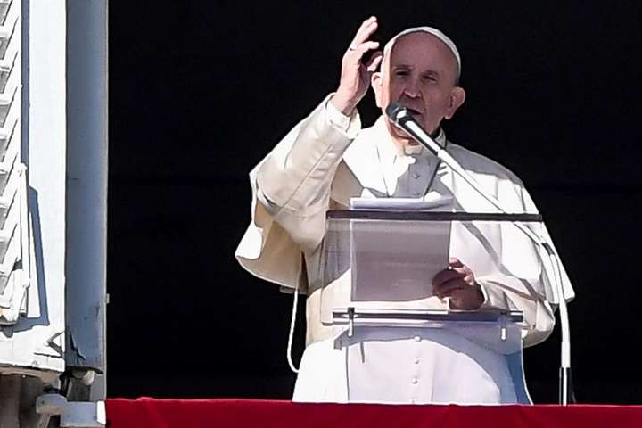 Папа Римський привітав християн, які святкують Різдво за юліанським календарем