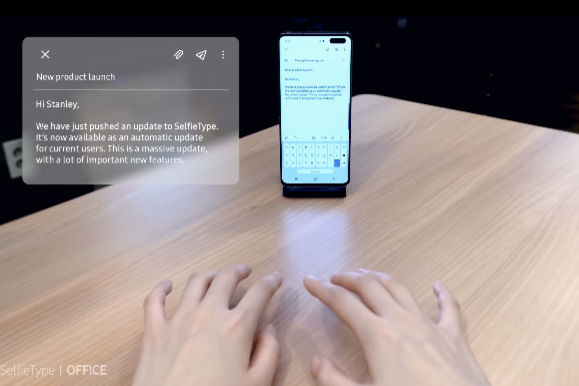 Samsung показав віртуальну клавіатуру для смартфона