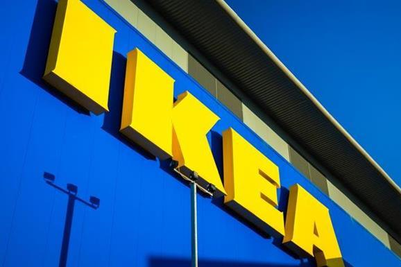 IKEA виплатить $46 млн батькам хлопчика, який загинув від падіння комода