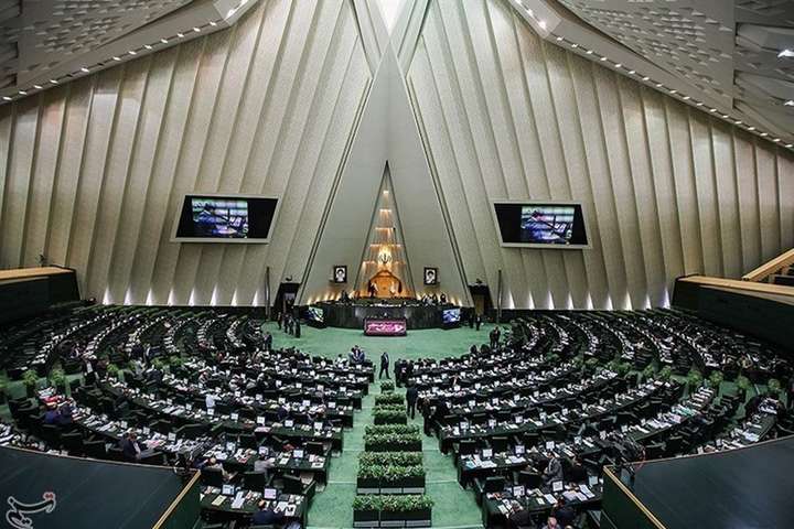 Парламент Ірану прийняв закон, який визнає армію США та Пентагон «терористами»