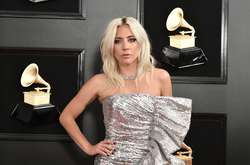 «Я неоднократно подвергалась насилию, когда мне было 19, что, в результате, послужило развитием посттравматического стрессового расстройства», – заявила Леди Гага