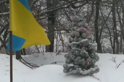 Бійці ЗСУ на передовій зворушливо привітали українців з Різдвом (відео)