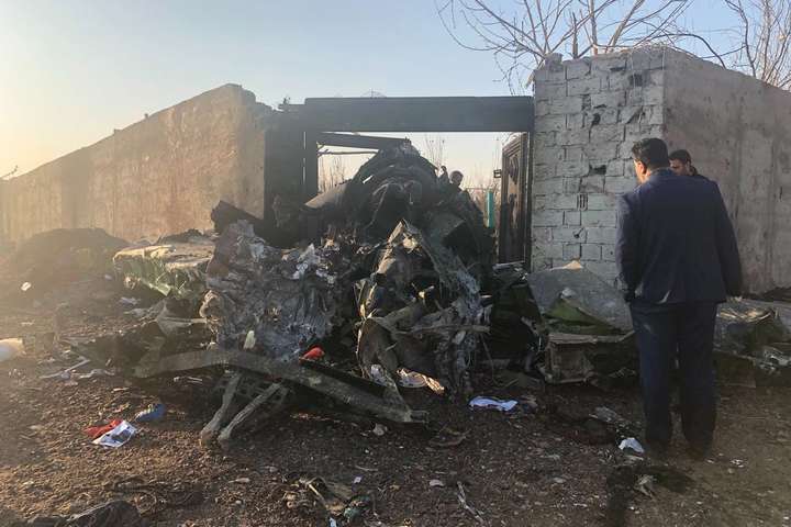 Зеленський відреагував на авіакатастрофу українського літака в Ірані