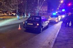 Дівчина переходила дорогу у невстановленому для цього місці