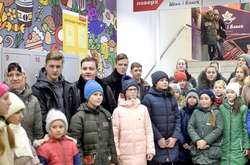 У Жмеринці прихожани недільних шкіл взяли участь у колядницькому флешмобі