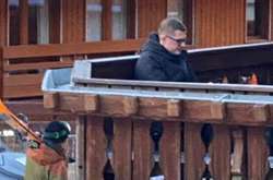 Главу СБУ заметили в горах Франции (фото)