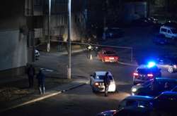  Інцидент стався  біля під’їзду будинку   