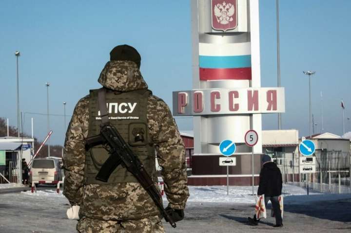 Україна за рік не пустила понад сім тисяч росіян, що вже мали заборону на в'їзд