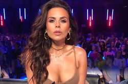 Настя Каменских восхитила поклонников игривым образом