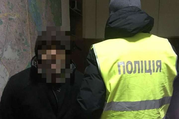 У центрі Києва двоє іноземців-«клофелінщиків» пограбували чоловіка (фото)