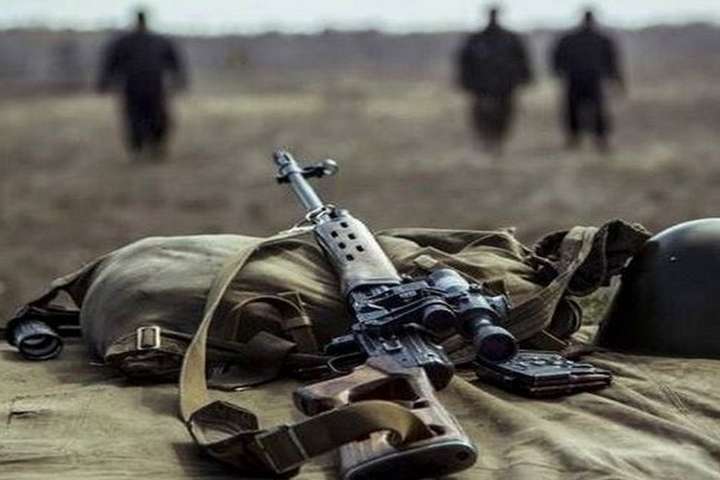 Трое украинских военных получили ранения на Донбассе