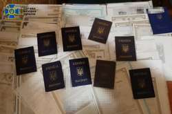 В транспортном средстве преступников найдено более 150 документов жителей временно оккупированных территорий