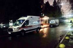 У Київ прибув борт із пораненими військовими