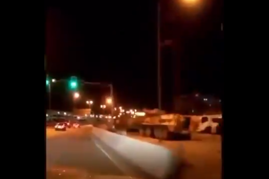 Після смерті султана на вулицях Омана помітили бронетехніку (відео)