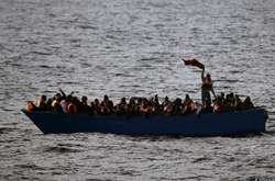Біля берегів Греції затонуло судно з мігрантами: щонайменше 12 загиблих