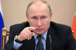 Путин хочет записать особый статус Донбасса в Конституцию Украины