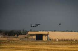 Американську авіабазу Аль-Баляд в Іраку обстріляли з «Катюш» – є поранені