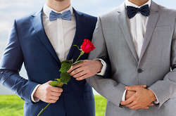 У Північній Ірландії офіційно дозволили одностатеві шлюби