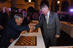 Кіке Сетьєн та Анатолій Карпов