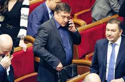 Тепло і по-дружньому. Як нардепи зустріли «слугу народу» Іванісова, який сидів за зґвалтування