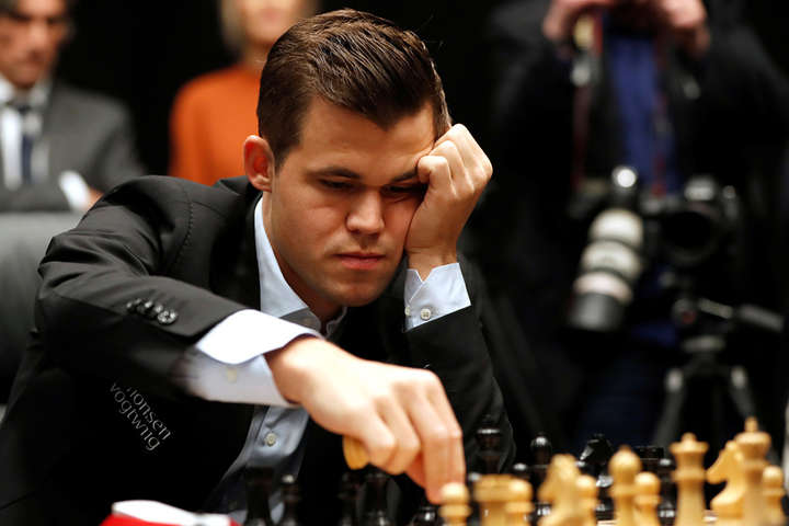 Гроссмейстер Карлсен обновил рекорд по числу партий без поражений подряд