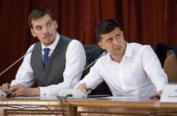 Сьогоднішній скандал в українській політиці спровокував головне питання: Чи розуміється керівництво країни на економіці?