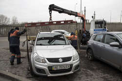 У Кличка розповіли, скільки штрафів виписано «героям парковки» за пів року