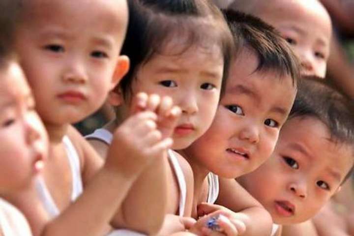 У Китаї зафіксували найнижчу народжуваність за останні сімдесят років