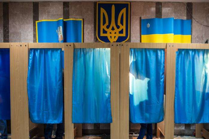 Вибори на окупованому Донбасі повинні пройти через 10 років після деокупації – експерт