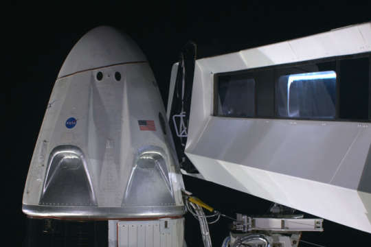 SpaceX відклала випробування системи на кораблі Crew Dragon через погану погоду